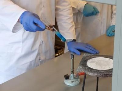 zajęcia laboratoryjne na ug 15